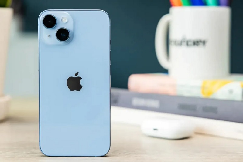iPhone 14 hoạt động liền mạch với các thiết bị khác trong hệ sinh thái Apple
