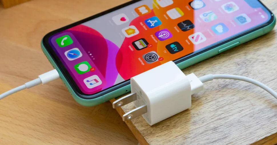 Sạc nhanh có gây hại cho pin iPhone?