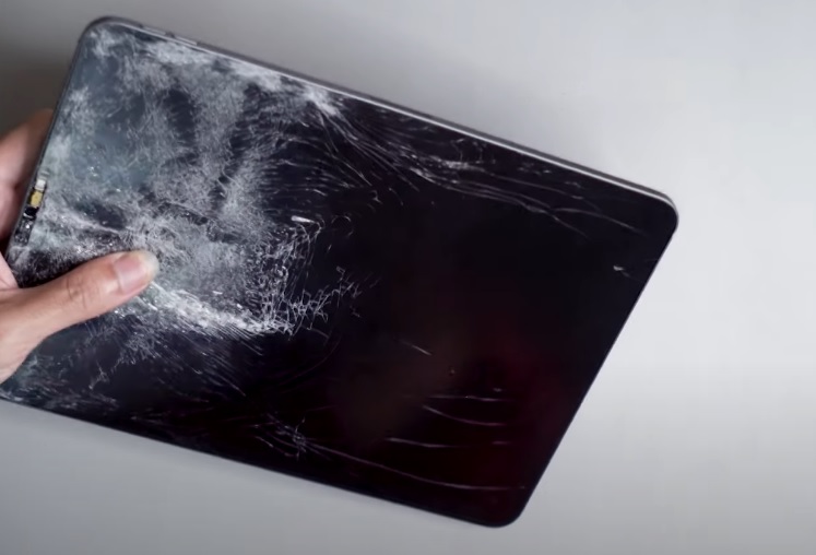 Các nguyên nhân iPad bị đen màn hình mà vẫn có tiếng