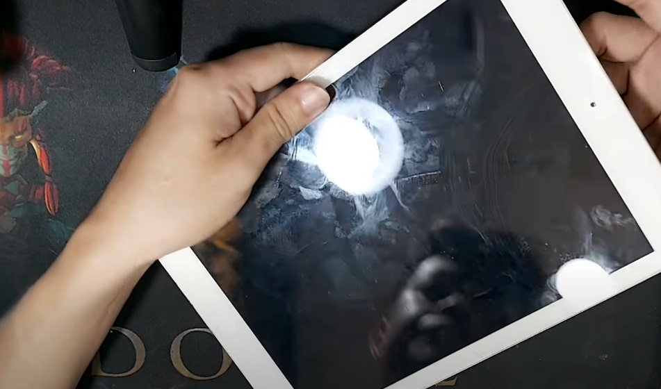 Lỗi iPad bị đen màn hình mà vẫn có tiếng là lỗi gì?