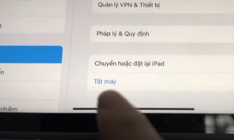 Cách sửa lỗi iPad bị đơ không tắt được nguồn bằng cách tắt nguồn iPad trong phần cài đặt