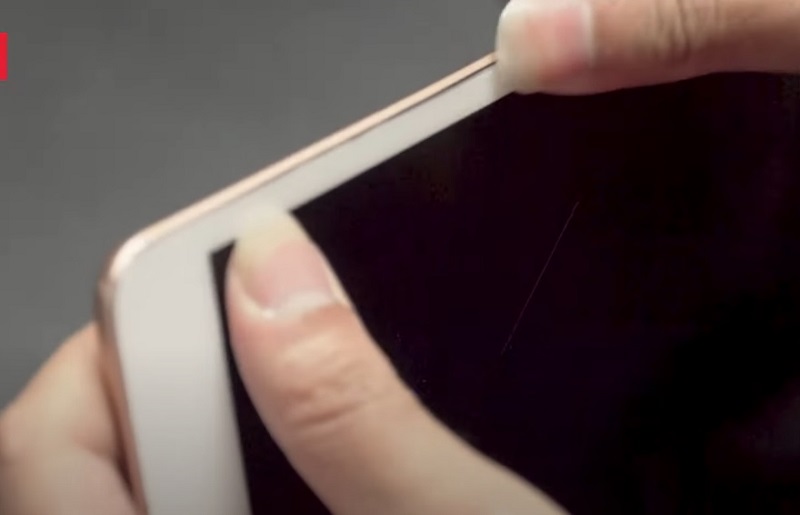 Sửa lỗi iPad mini 4 bị sọc màn hình do phần cứng