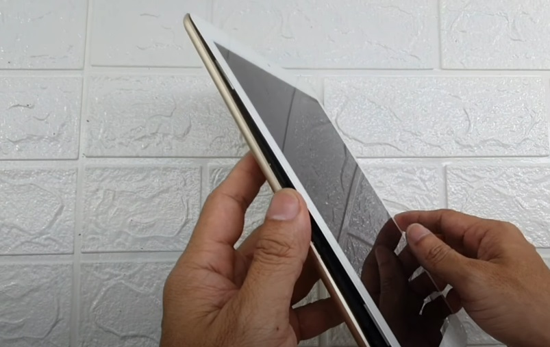 Cách khắc phục màn hình iPad bị hở sáng