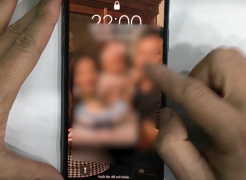 Nguyên nhân iPhone không vuốt được từ dưới lên