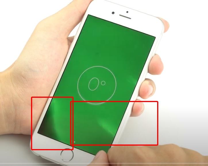 Tình trạng màn hình iPhone bị phản quang là gì?