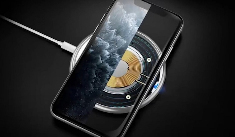 iPhone 11 Pro Max bị nóng máy do sử dụng bộ sạc kém chất lượng hoặc không phù hợp