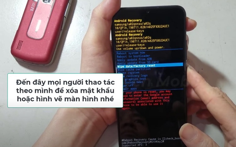 Cách mở khóa điện thoại Samsung bằng thực hiện Hard Reset