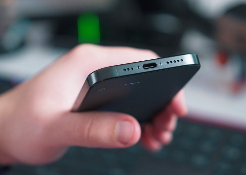 iPhone 16 Plus được trang bị cổng USB-C
