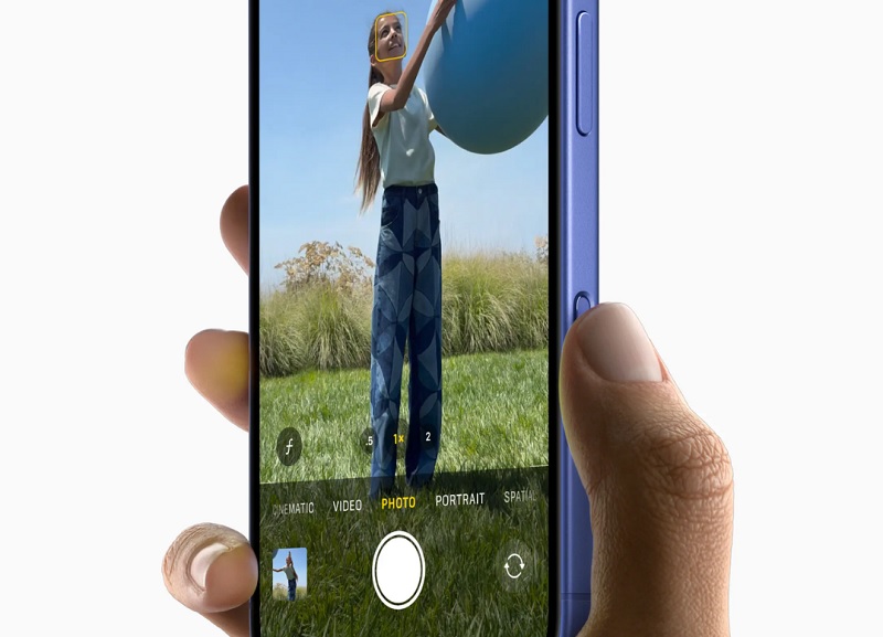 Nút Camera Control trên iPhone 16 Plus