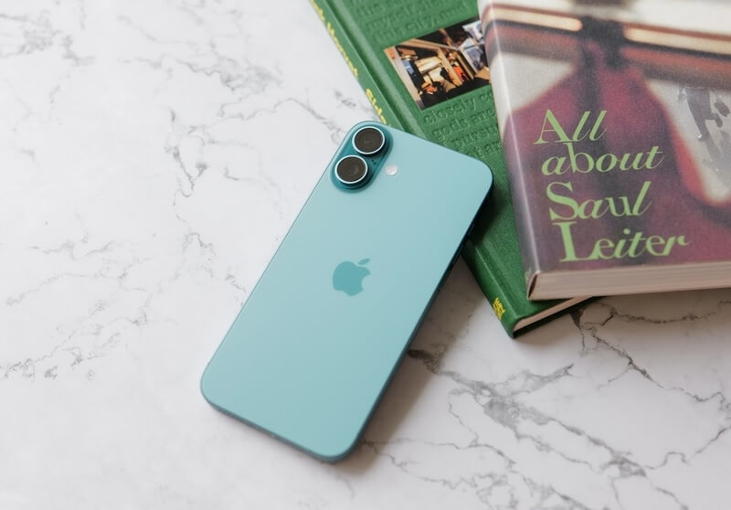 iPhone 16 thường có mấy màu?