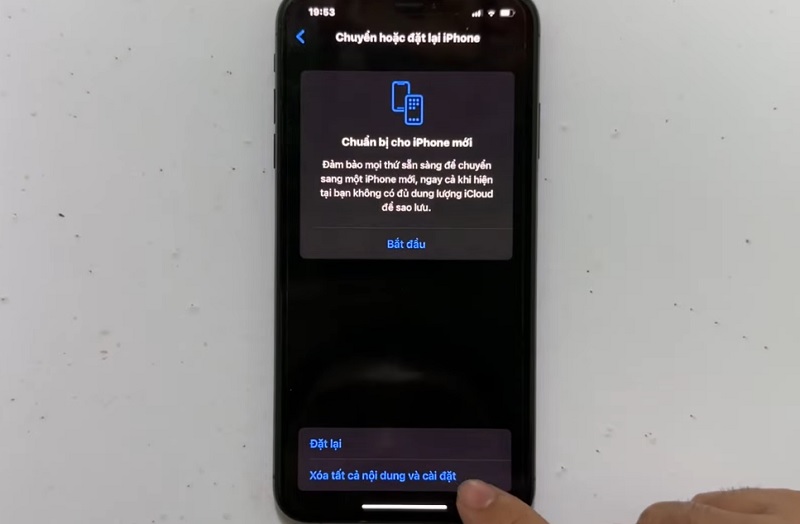 Reset điện thoại iPhone