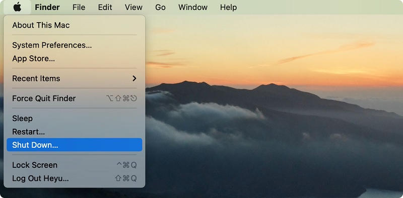 Cách vệ sinh bàn phím Macbook đơn giản