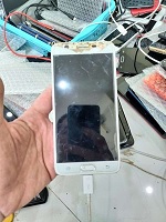 Bán cặp xác J7prime, j7pro hư màn hình
