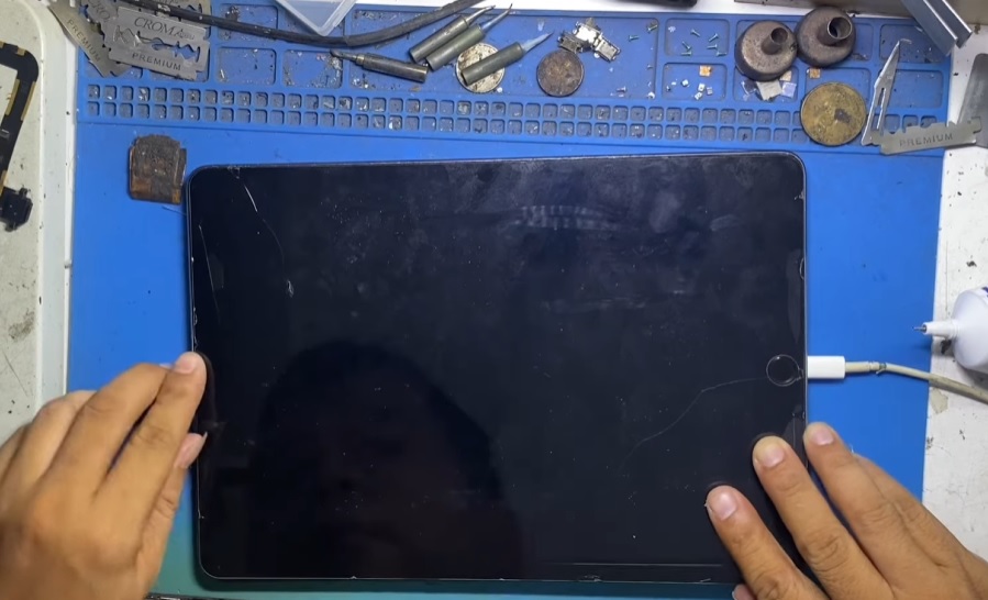 Các nguyên nhân iPad sạc không vào pin