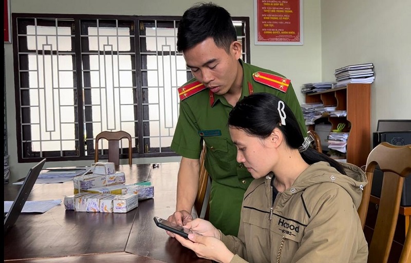 Báo công an, cung cấp số serial để hỗ trợ truy vết và xác minh thiết bị iPhone.