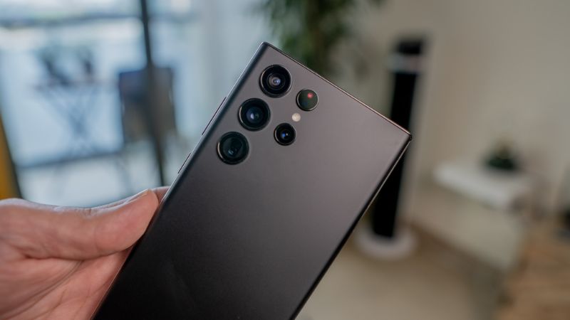 Điện thoại Samsung bản Mỹ có gì khác? Nên mua bản Mỹ hay bản Việt