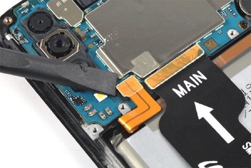 Điện thoại Samsung bản Mỹ có gì khác bản Việt?