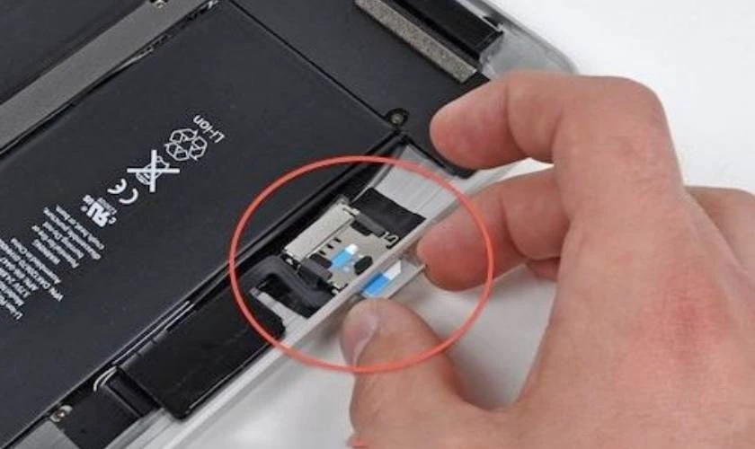 Cách xử lý tình trạng chọc sim không ra đơn giản nhanh chóng