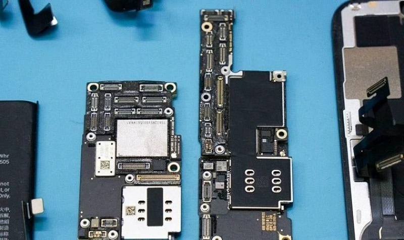 Cách khắc phục điện thoại vẫn chạy nhưng không lên màn hình