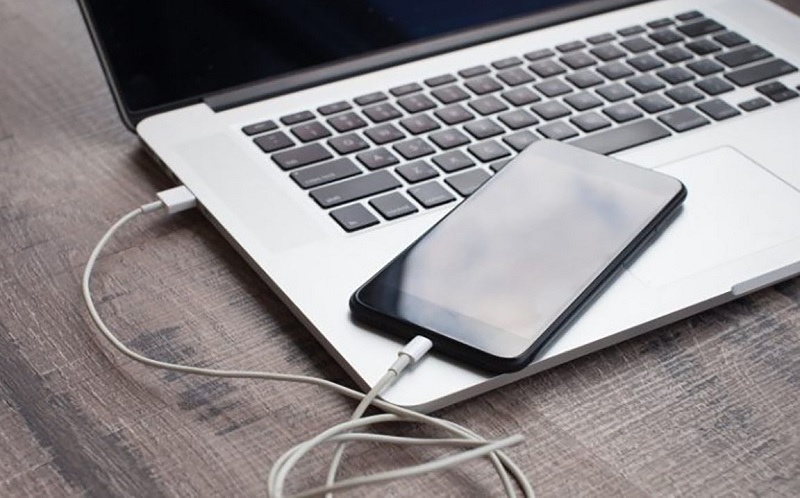Cách kết nối điện thoại iPhone với máy tính