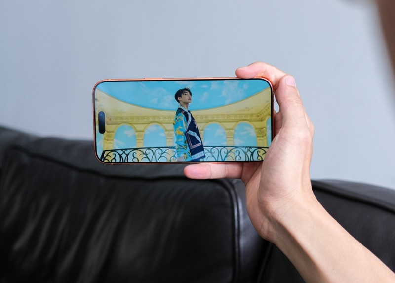 So sánh Honor Magic V5 vs iPhone 17 Pro Max qua camera