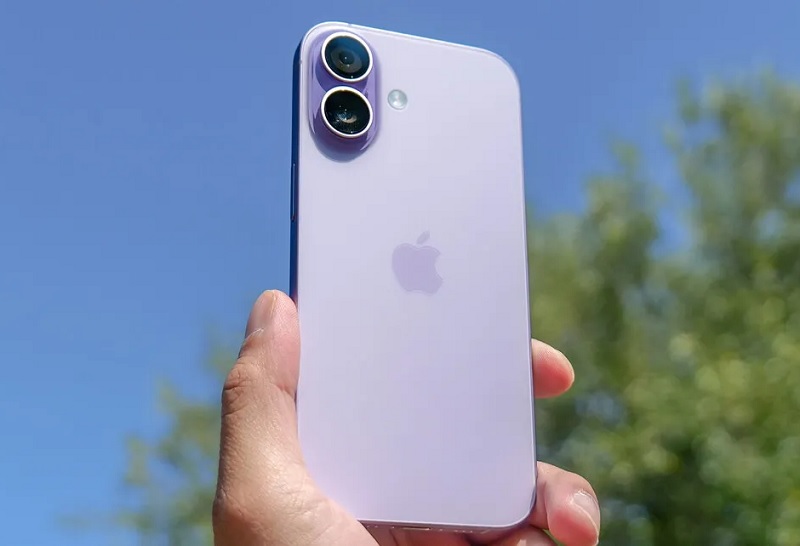 So sánh iPhone 17 vs Galaxy Z Fold 6 qua Màu sắc