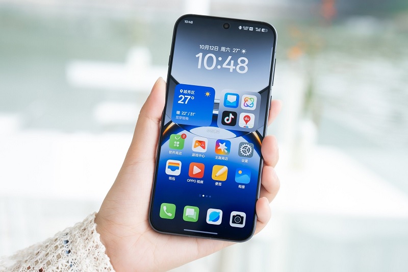  OPPO Find X9 Pro và iPhone Air