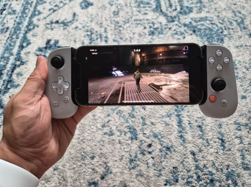 So sánh iPhone 17 và Pixel 10 qua khả năng chơi game