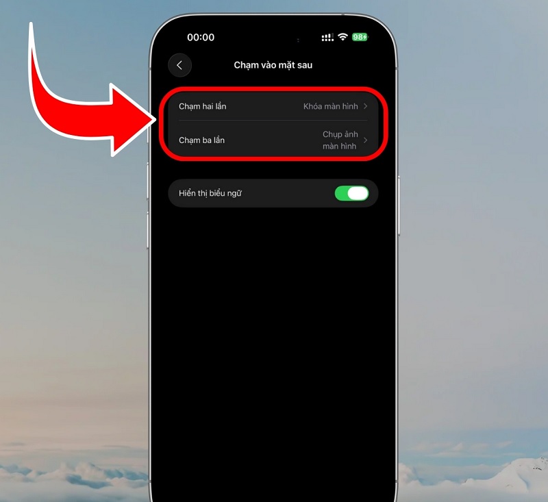 Chạm vào mặt lưng iPhone tắt màn hình iPhone 17 Pro Max