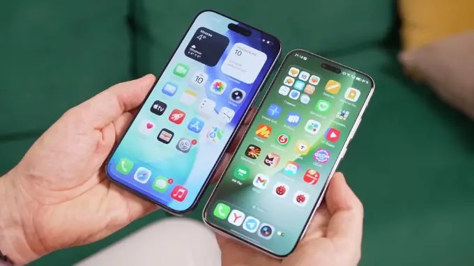 So sánh iPhone 17 Pro Max và Honor Magic 8 Pro qua màn hình