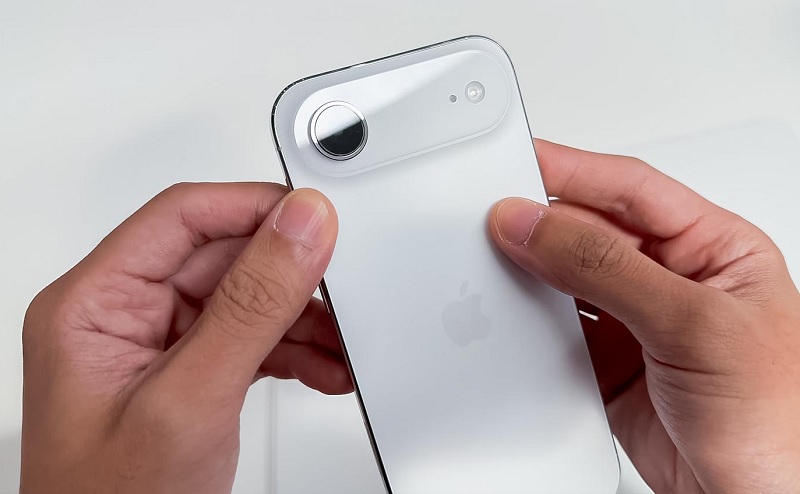 So sánh iPhone Air và iPhone 14 Pro qua màu sắc