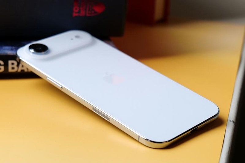 So sánh iPhone Air và iPhone 15 Plus qua Camera và khả năng chụp ảnh