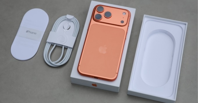 So sánh OPPO Find X9 Pro và iPhone 17 Pro Max qua pin và thời gian sử dụng