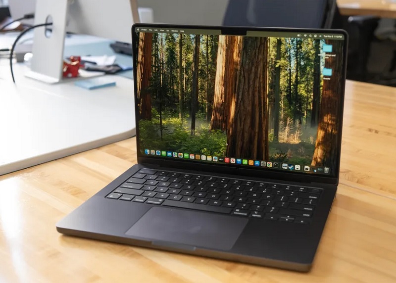 Macbook Pro M4 cũ