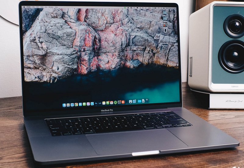 Tại sao năm 2026 vẫn có người tìm mua MacBook Pro Intel?