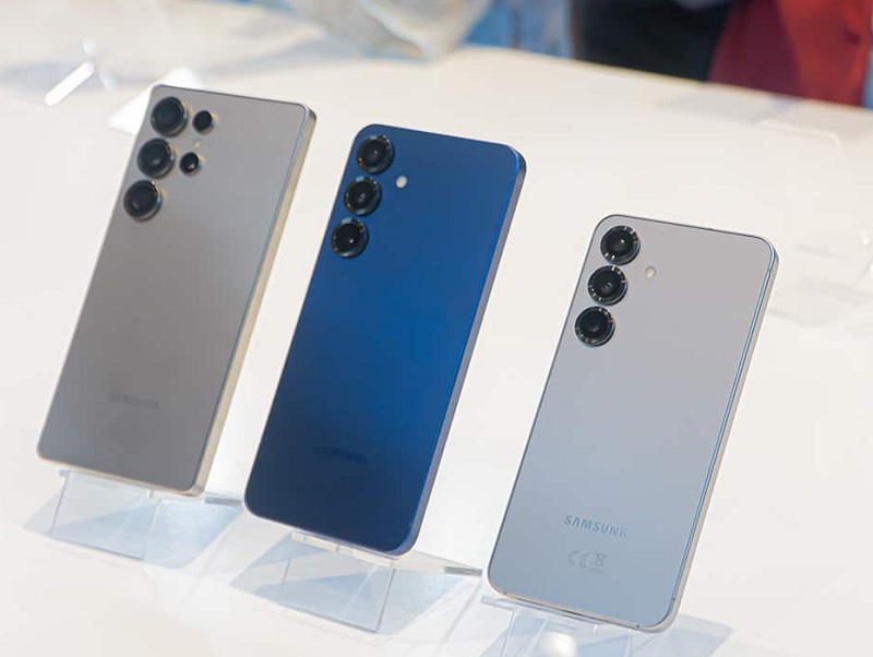 So sánh Galaxy S25 Ultra Hàn Quốc và Việt Nam qua bảo hành và phần mềm hỗ trợ