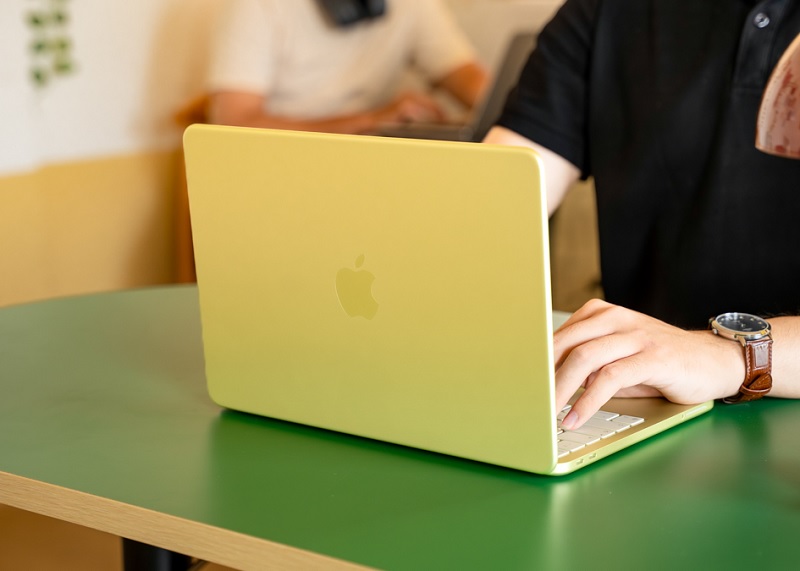 MacBook Neo phù hợp nhân viên văn phòng