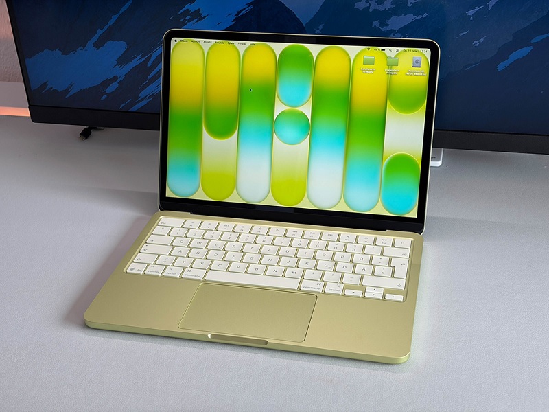 Màn hình Macbook Neo có đủ rộng làm việc