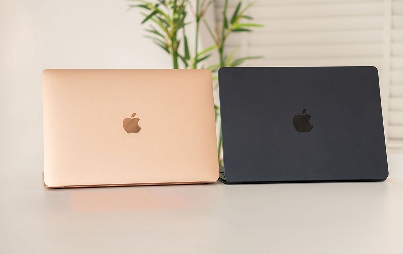 So sánh MacBook Air M3 và MacBook Air M1 qua thiết kế