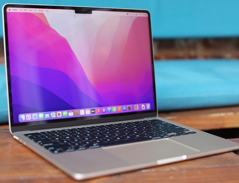 So sánh MacBook Air M5 vs MacBook Air M2 qua pin và thời gian sử dụng