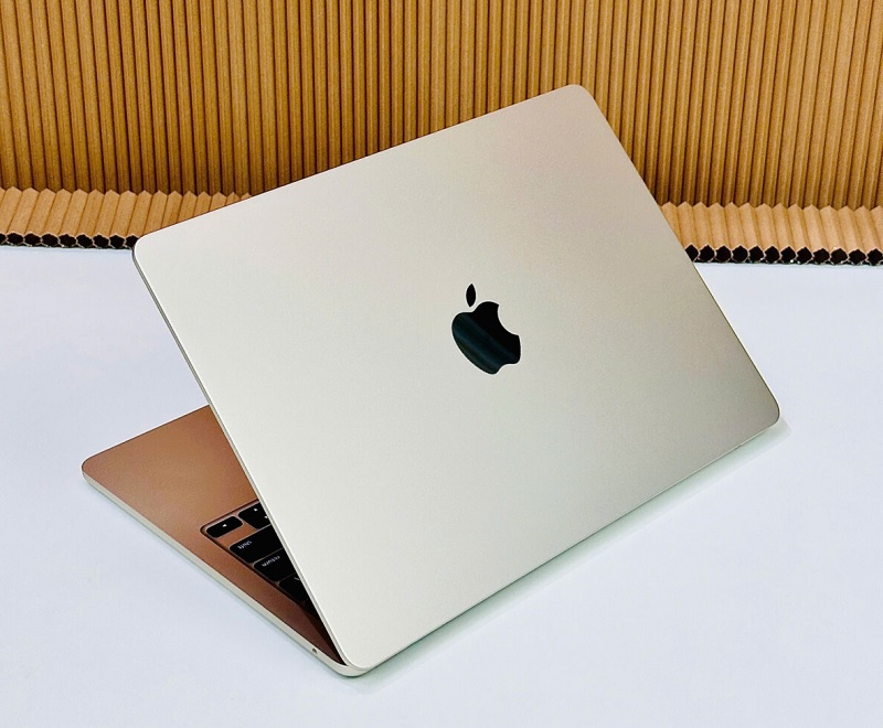 Macbook Air 2025