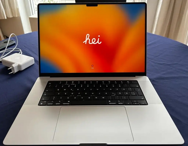 So sánh Macbook Air M5 vs Macbook Pro M3 qua thiết kế