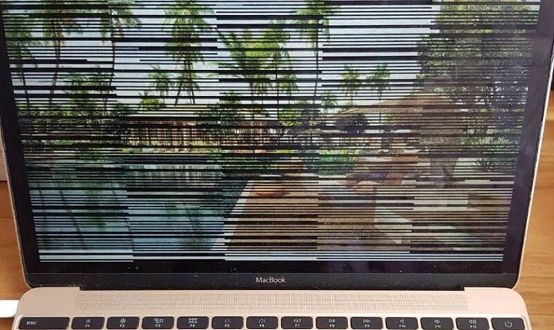Màn hình Macbook bị đốm mờ, chấm đỏ, kẻ ngang