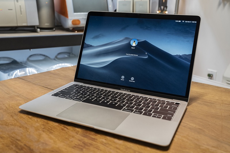 MacBook Air (2018)