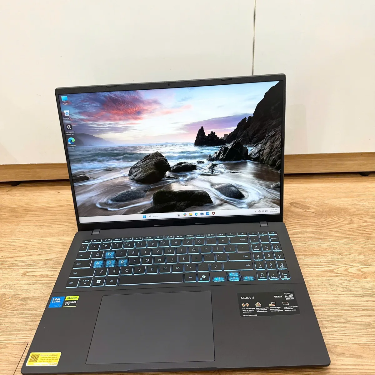 Asus Vivobook Gaming V3607VM-RP044W Core 7-240H/16G/1T/16"/RTX5060 8GB/W11 Đen Cũ