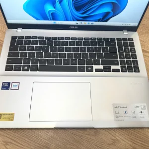 Asus Vivobook X1607CA-MB980W U5-225H/AI/16GB/512GB/16" WUXGA/Win11_Bạc