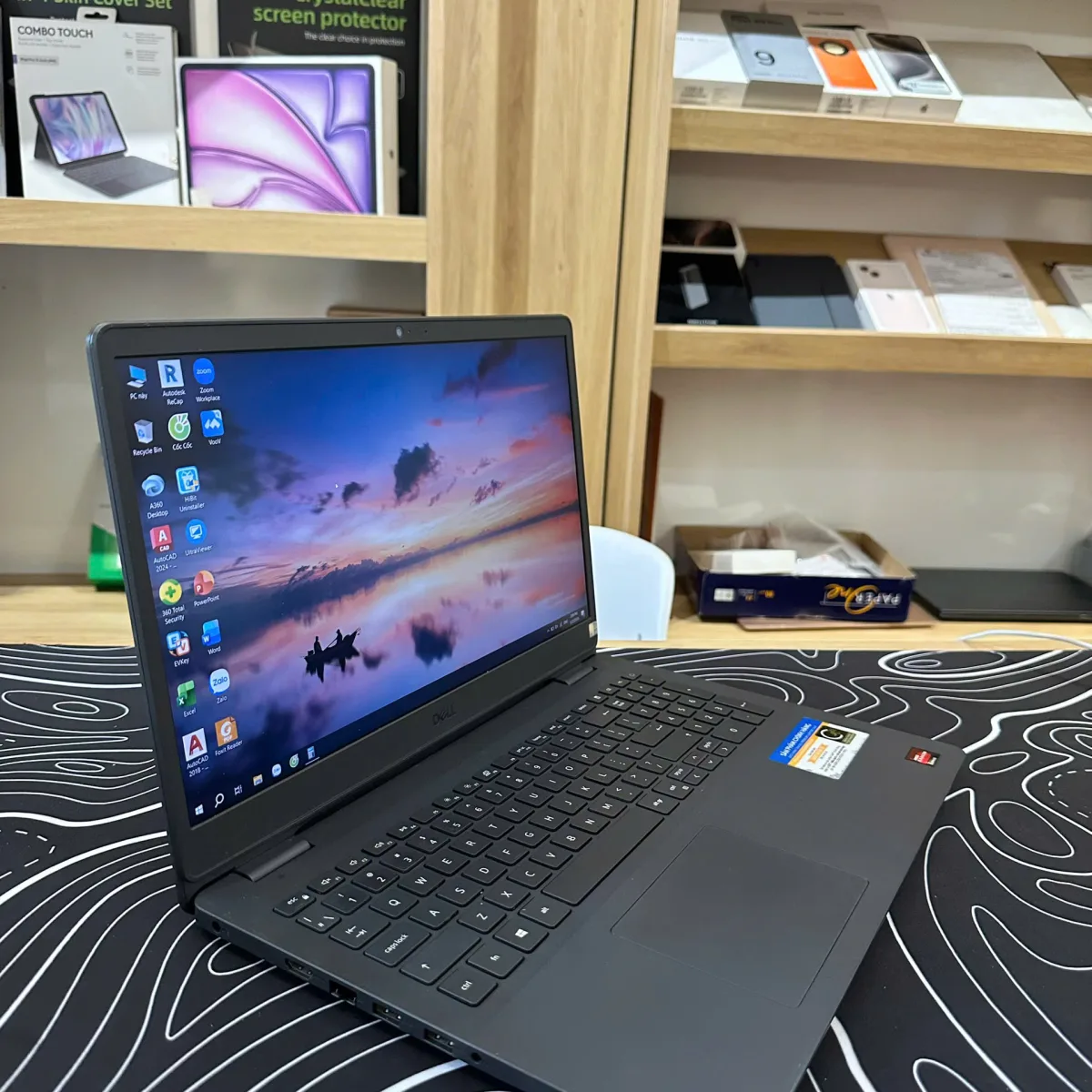 Dell Inspiron 3505 AMD Ryzen 3 3250U/8/256GB Đen Cũ