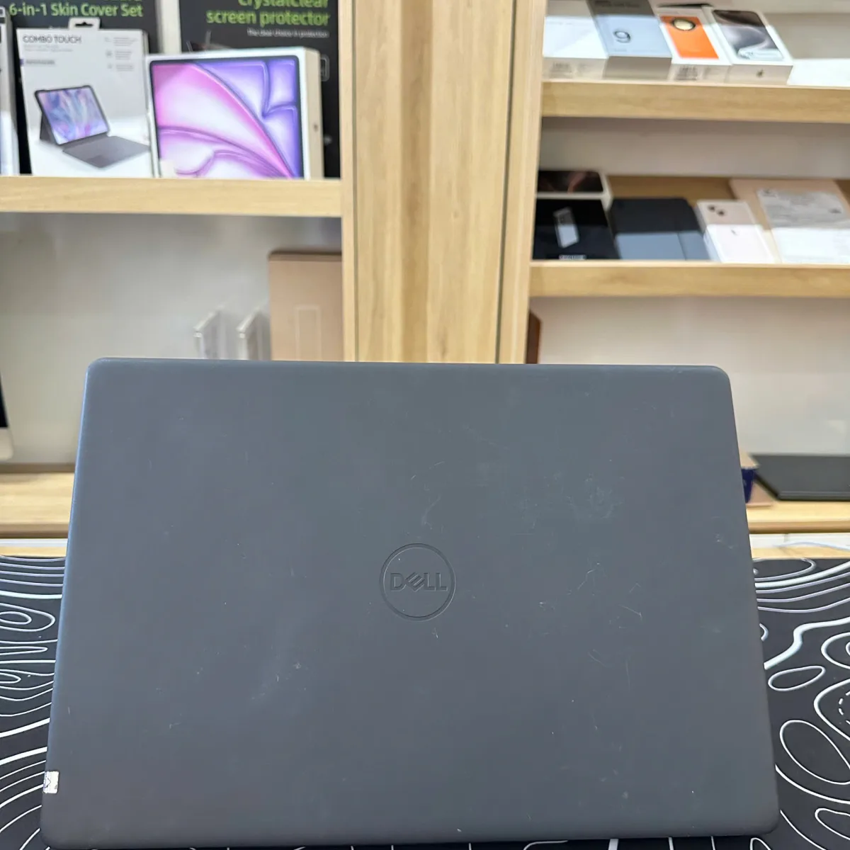 Dell Inspiron 3505 AMD Ryzen 3 3250U/8/256GB Đen Cũ