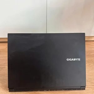 Gigabyte G6 MF 2024 RC56 I7-13620H/16/512GB 16 Inch FHD/165Hz/RTX 4050/Win 11 Đen Cũ