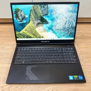 Gigabyte Gaming G5 MF5-52VN353SH I5 13500H/16GB/512GB/15.6"FHD/RTX4050_6GB/Win11